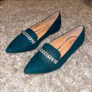 NWOT Journee Collection Kyrah Loafer, Size 7.5